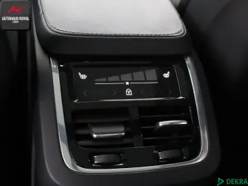 XC 90 T8 AWD RECHARGE R DESIGN 7 SITZE FOUR-C,SH
