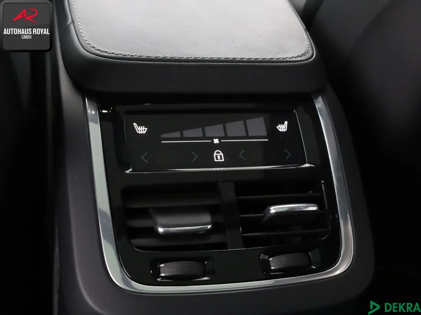 XC 90 T8 AWD RECHARGE R DESIGN 7 SITZE FOUR-C,SH