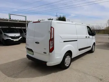 FORD TRANSIT CUSTOM L2H1 2.0D