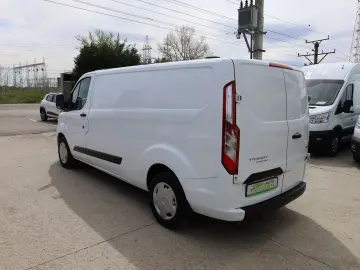 FORD TRANSIT CUSTOM L2H1 2.0D