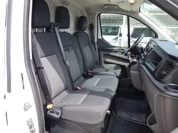 FORD TRANSIT CUSTOM L2H1 2.0D