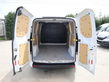 FORD TRANSIT CUSTOM L2H1 2.0D