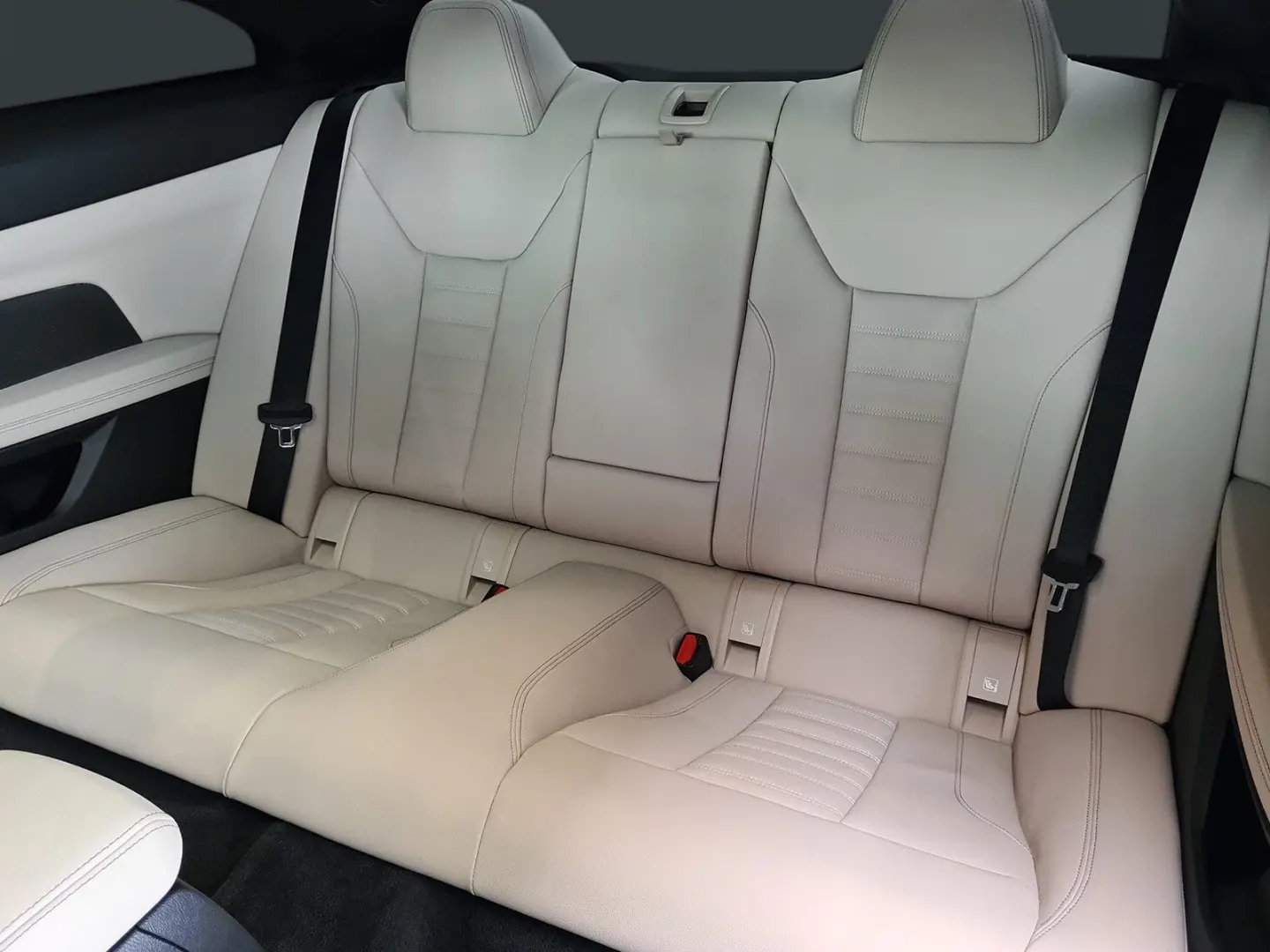 420i Coupé M-Sport HK HiFi DAB Head-Up Shz. uvm.