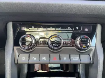 Kodiaq 2.0 TDI Sportline 4x4 DSG AHK Pano.Leder