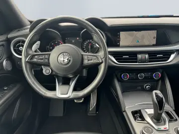 Stelvio 2.2 Diesel Q4 Veloce *Pano*Navi*Premium*