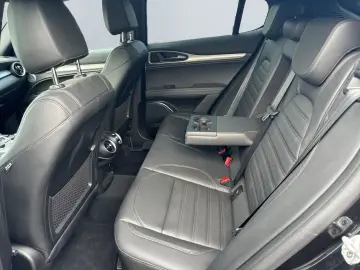 Stelvio 2.2 Diesel Q4 Veloce *Pano*Navi*Premium*