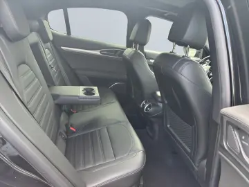 Stelvio 2.2 Diesel Q4 Veloce *Pano*Navi*Premium*