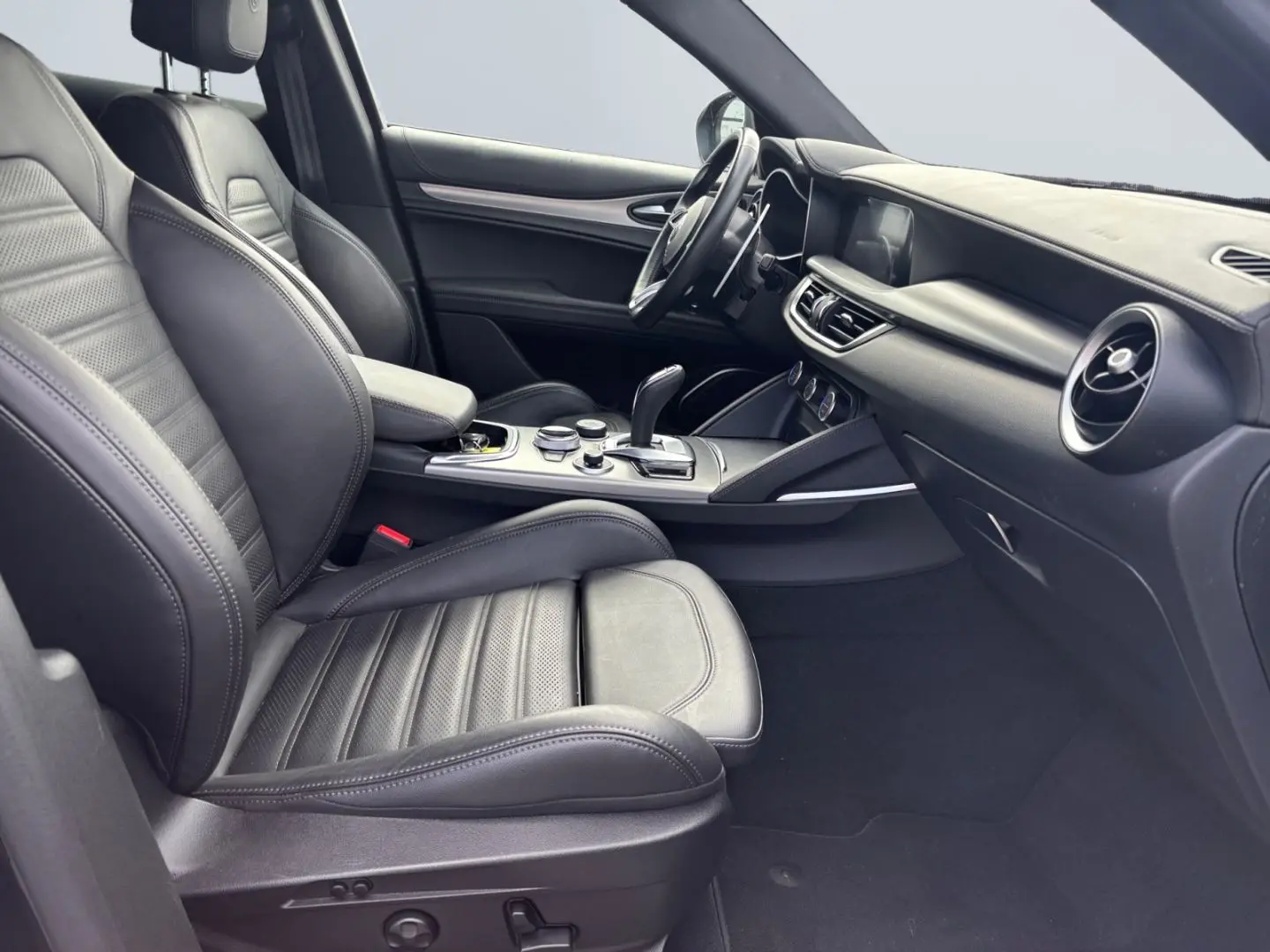 Stelvio 2.2 Diesel Q4 Veloce *Pano*Navi*Premium*
