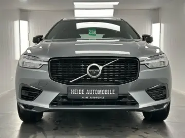 XC60 R Design T8  Recharge Plug-In Hybrid AWD