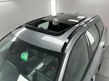 XC60 R Design T8  Recharge Plug-In Hybrid AWD