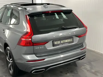XC60 R Design T8  Recharge Plug-In Hybrid AWD