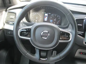 XC90 B6 Benzin R-Design XC90 B6 Benzin R-Design