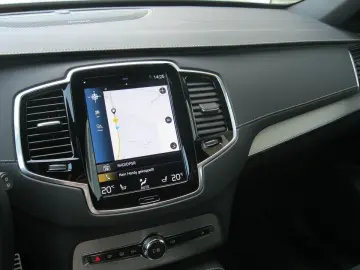 XC90 B6 Benzin R-Design XC90 B6 Benzin R-Design
