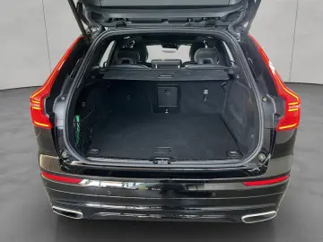 XC60 T8 Twin-Engine AWD R-Design Glasd 22'' Head