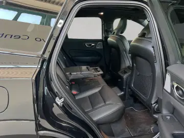 XC60 T8 Twin-Engine AWD R-Design Glasd 22'' Head
