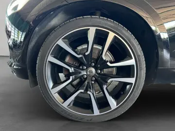 XC60 T8 Twin-Engine AWD R-Design Glasd 22'' Head