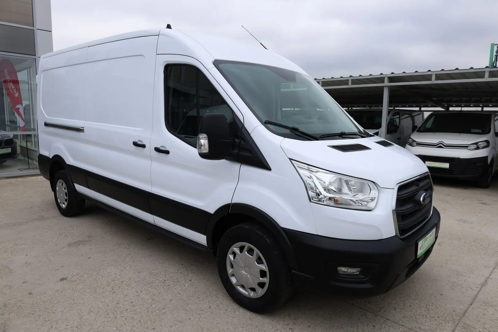 FORD TRANSIT L3H2 130CP TRACTIUNE SPATE