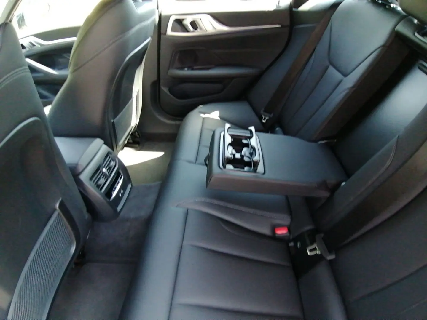 430 Gran Coupe i M-SPORT LED NAVI PDC SHZ HUD