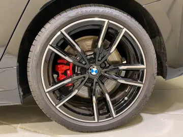 M340i xDrive Limousine Standhzg DA PA 360° HUD