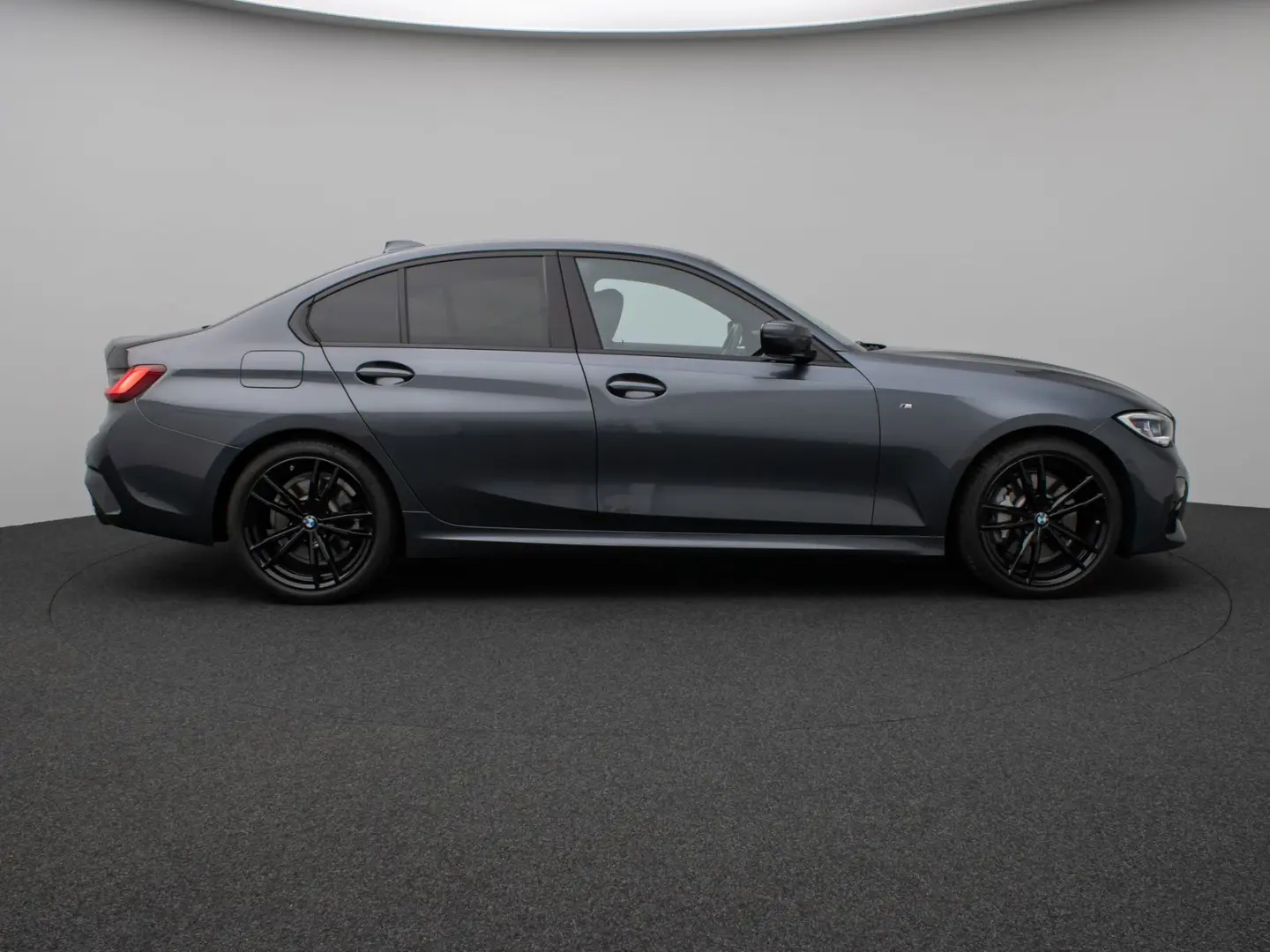 330i xD M Sport Kamera Laser HUD DAB Komfort 19