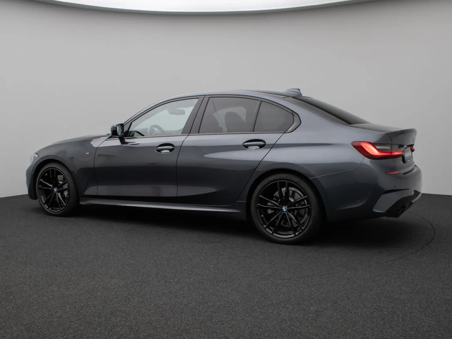330i xD M Sport Kamera Laser HUD DAB Komfort 19