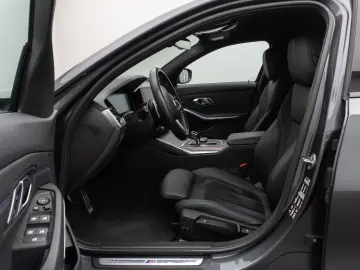 330i xD M Sport Kamera Laser HUD DAB Komfort 19