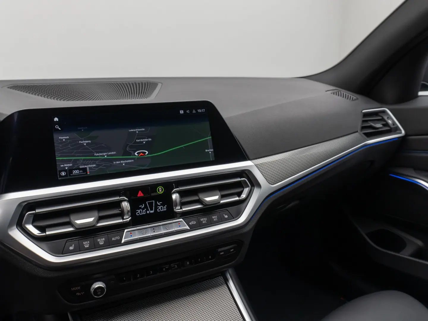 330i xD M Sport Kamera Laser HUD DAB Komfort 19