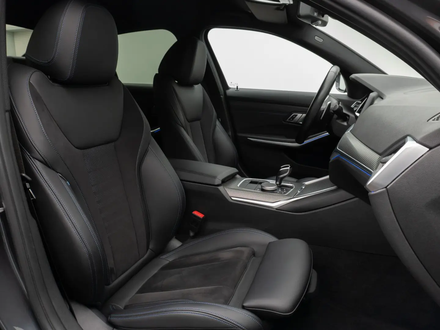 330i xD M Sport Kamera Laser HUD DAB Komfort 19