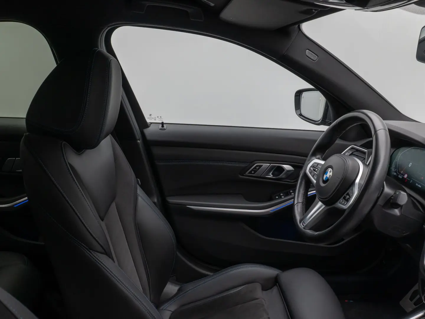 330i xD M Sport Kamera Laser HUD DAB Komfort 19