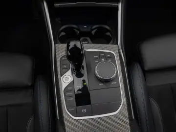 330i xD M Sport Kamera Laser HUD DAB Komfort 19