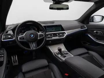 330i xD M Sport Kamera Laser HUD DAB Komfort 19