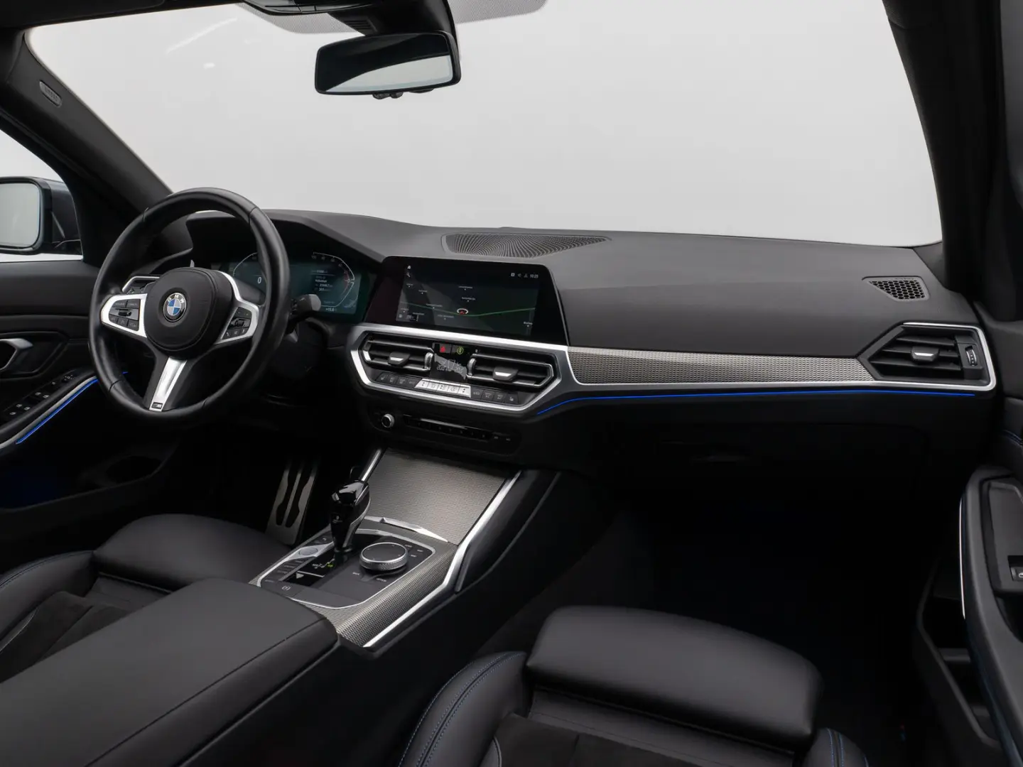330i xD M Sport Kamera Laser HUD DAB Komfort 19