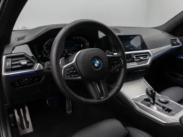 330i xD M Sport Kamer DAB HiFi Stop&Go Alarm 19