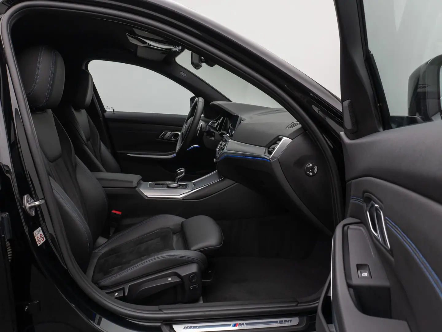 330i xD M Sport Kamer DAB HiFi Stop&Go Alarm 19
