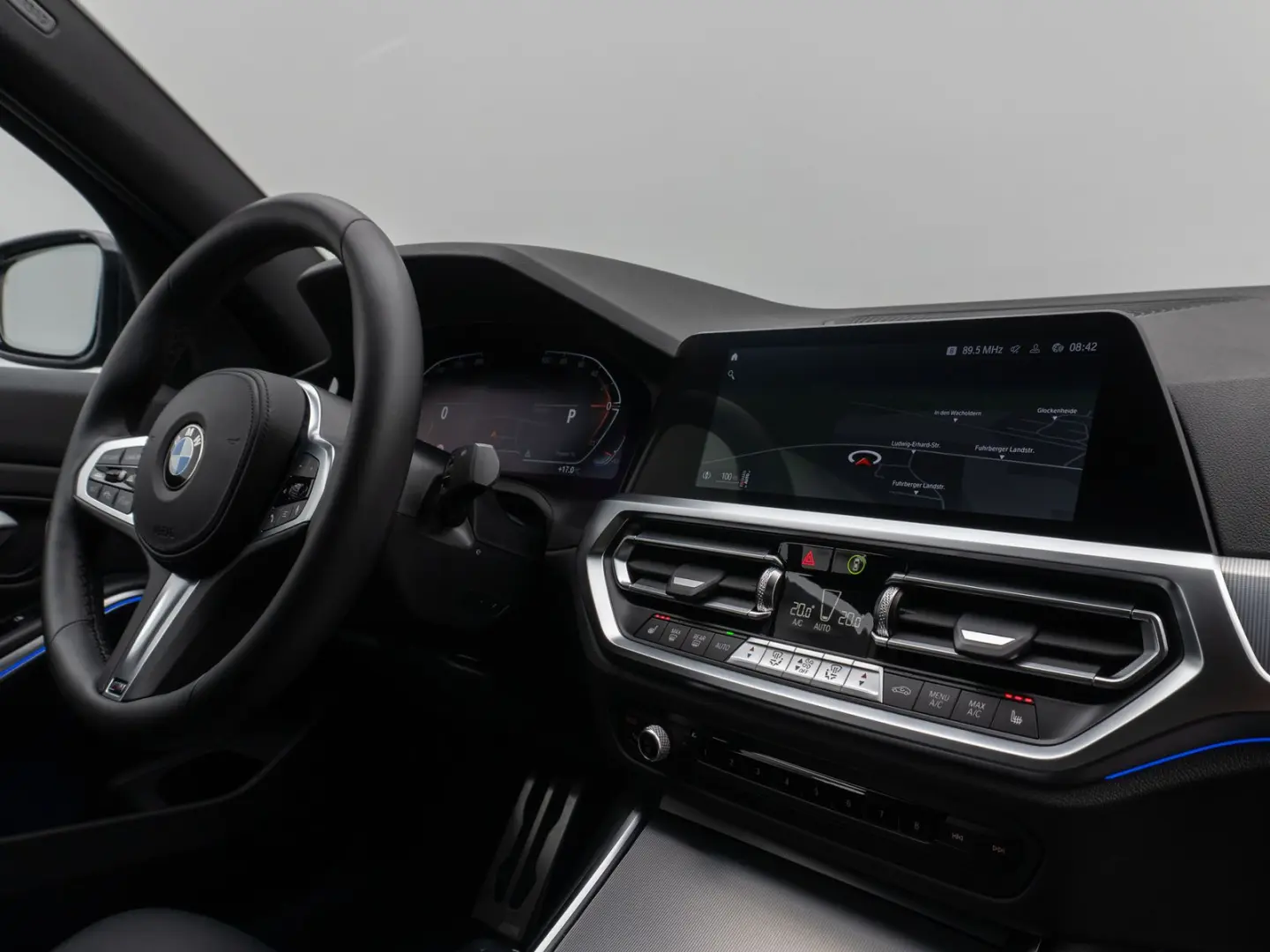 330i xD M Sport Kamer DAB HiFi Stop&Go Alarm 19