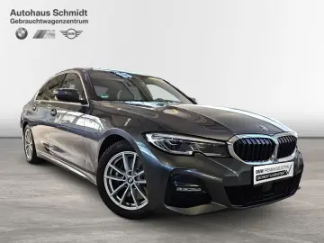 330i Limousine M Sportpaket Head-Up Hifi Pano DA