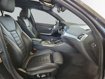330i Limousine*M Sportpaket*Head-Up*Hifi*Pano*DA