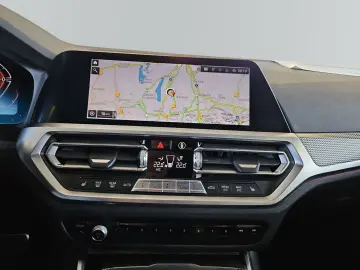 330i Limousine*M Sportpaket*Head-Up*Hifi*Pano*DA