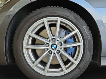 330i Limousine*M Sportpaket*Head-Up*Hifi*Pano*DA