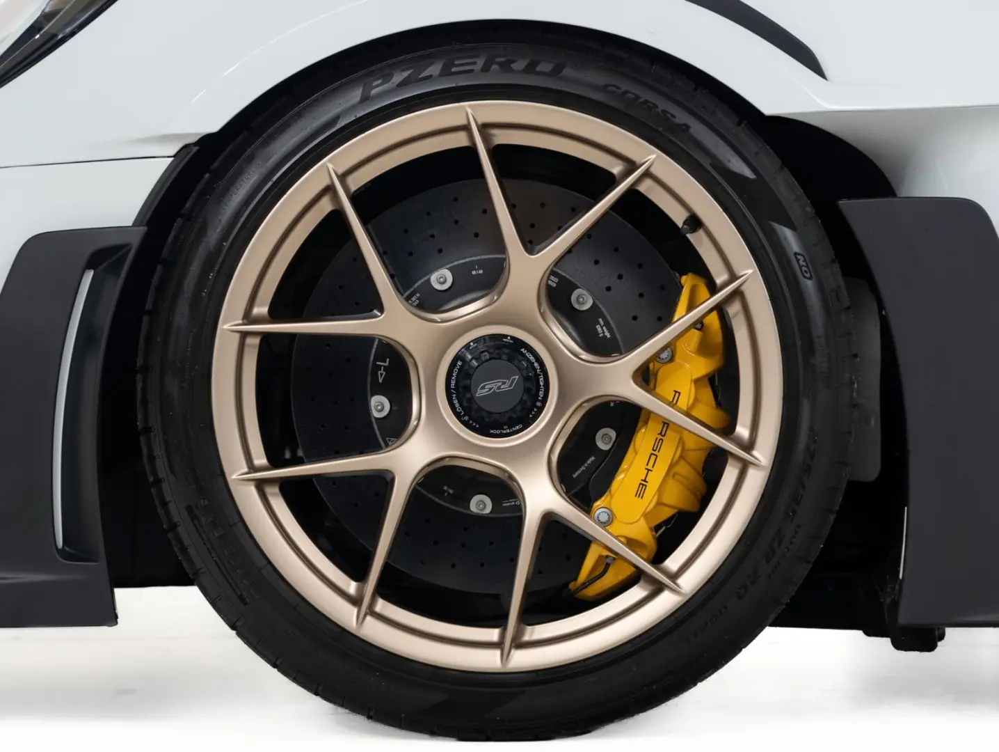 911 GT3 RS - Weissach - PCCB - Clubsport - Lift