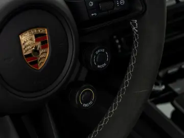 911 GT3 RS - Weissach - PCCB - Clubsport - Lift