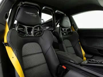 911 GT3 RS - Weissach - PCCB - Clubsport - Lift