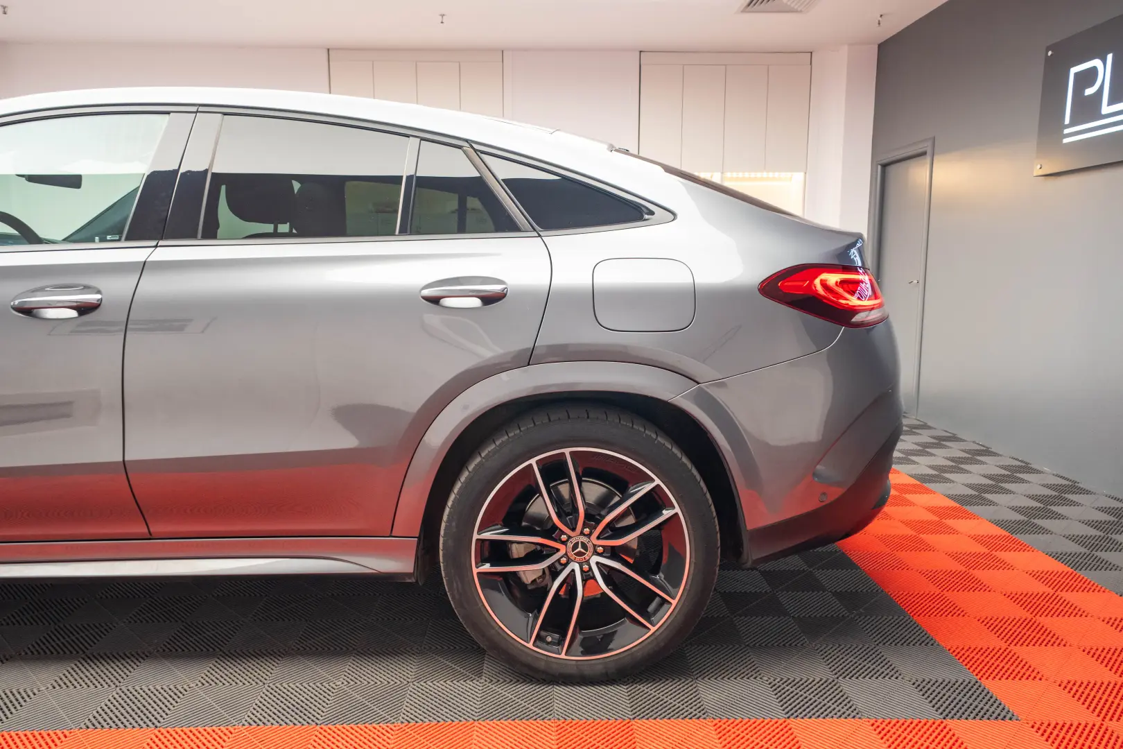 Mercedes Benz GLE 350e