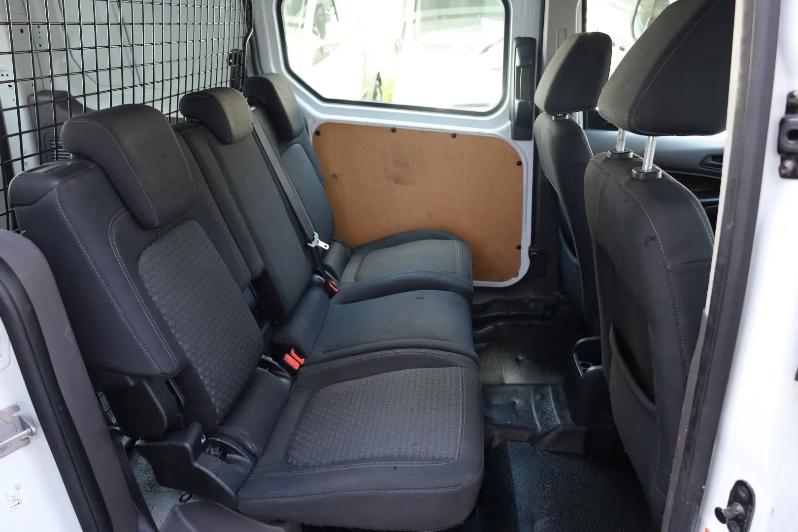 FORD TRANSIT CONNECT 5 LOCURI 1.5 TDCI