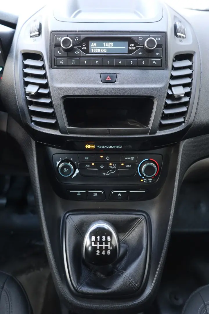 FORD TRANSIT CONNECT 5 LOCURI 1.5 TDCI