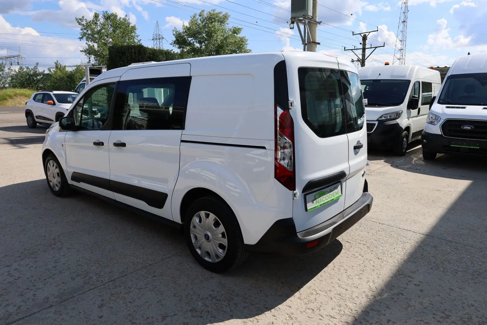 FORD TRANSIT CONNECT 5 LOCURI 1.5 TDCI
