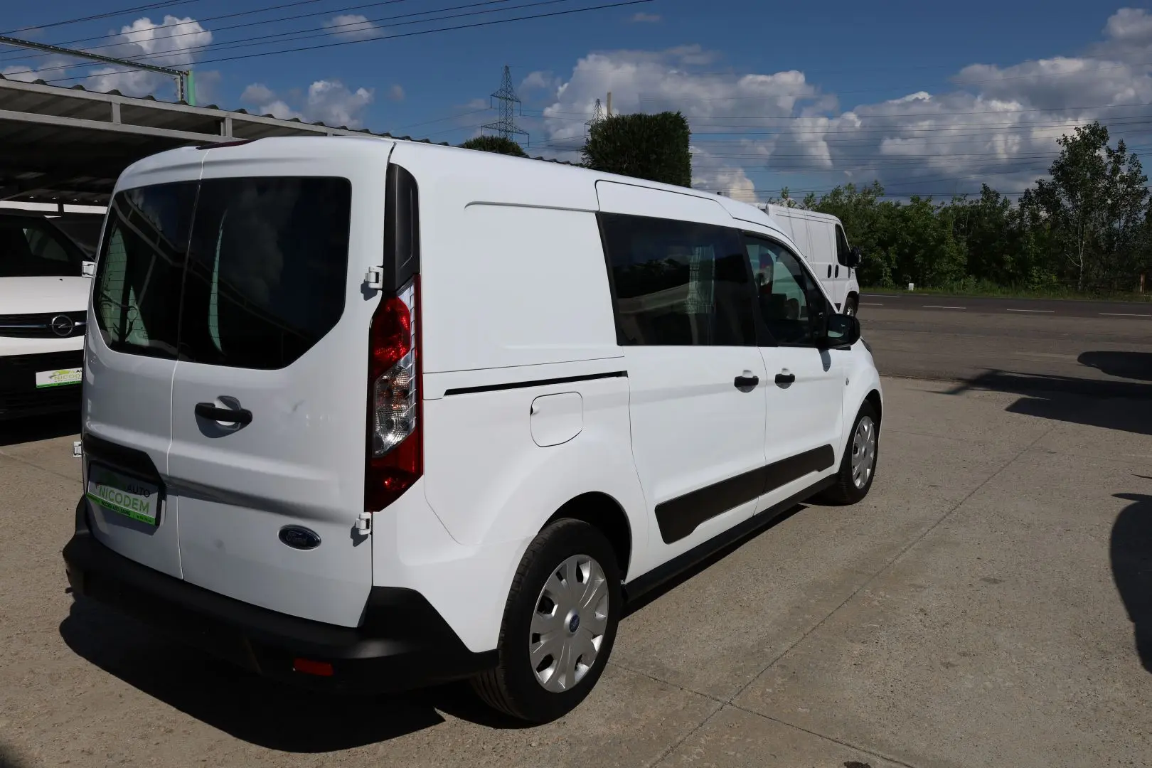 FORD TRANSIT CONNECT 5 LOCURI 1.5 TDCI