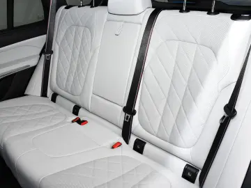 X5 xDrive30d MSport Pro ACC Sitzlüft. Pano AHK