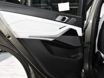 X5 xDrive30d MSport Pro ACC Sitzlüft. Pano AHK