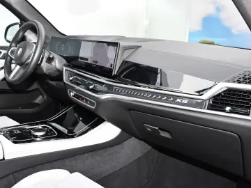 X5 xDrive30d MSport Pro ACC Sitzlüft. Pano AHK
